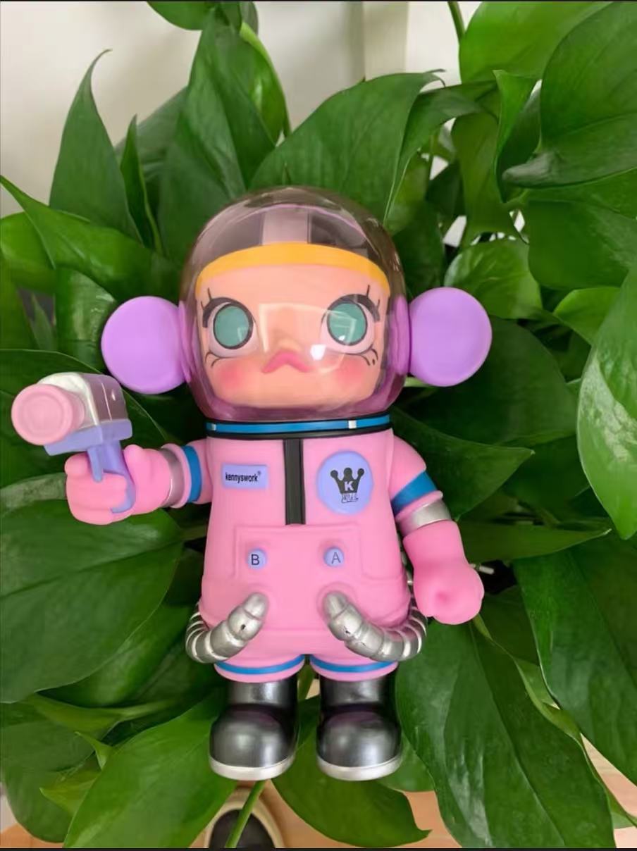 Mega Space Molly 200% Sweet Potato Mochi 2018 Limited-opened box-preorder