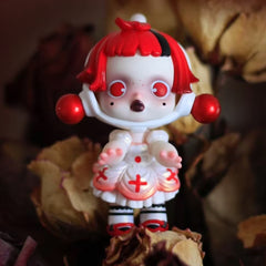 SKULLPANDA White Maid and Dark Maid Figure-preorder