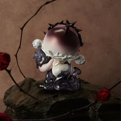 SKULLPANDA The Glimpse Figure