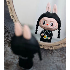 The Monsters LOVE ME IIMITED FIGURE-preorder