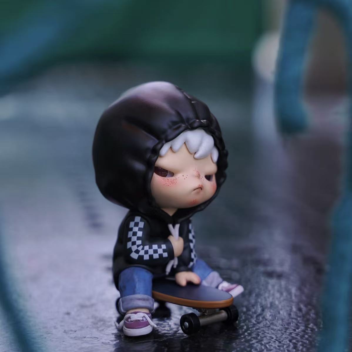 Hirono Vans Limited Hanging Card