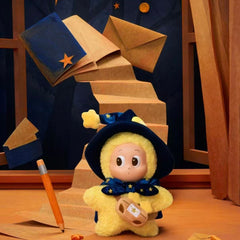 Twinkle Twinkle Alien Classic Messenger Star Vinyl Plush Hanging Card-preorder