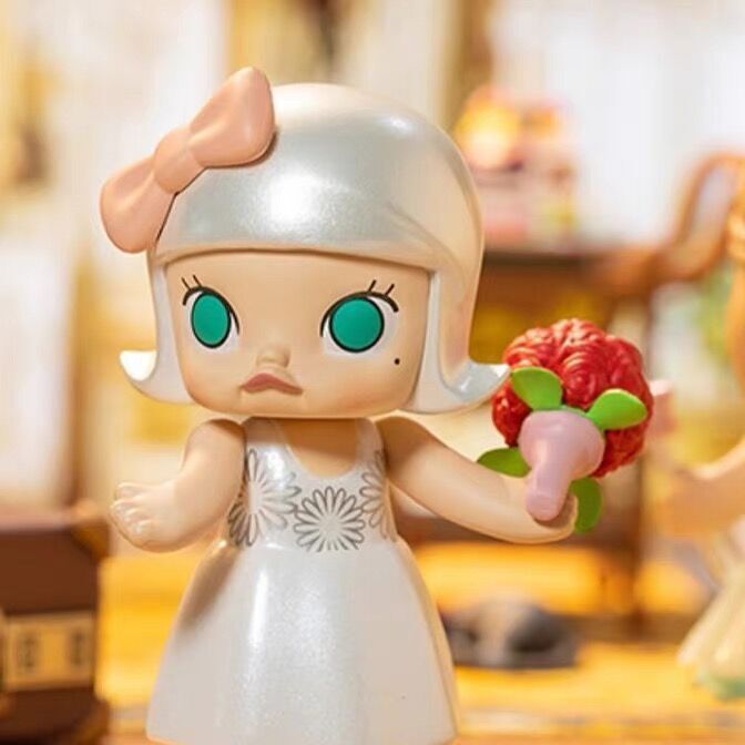 POP MART Molly Wedding Flower Girl Princess Series Confirmed Blind Box Figure